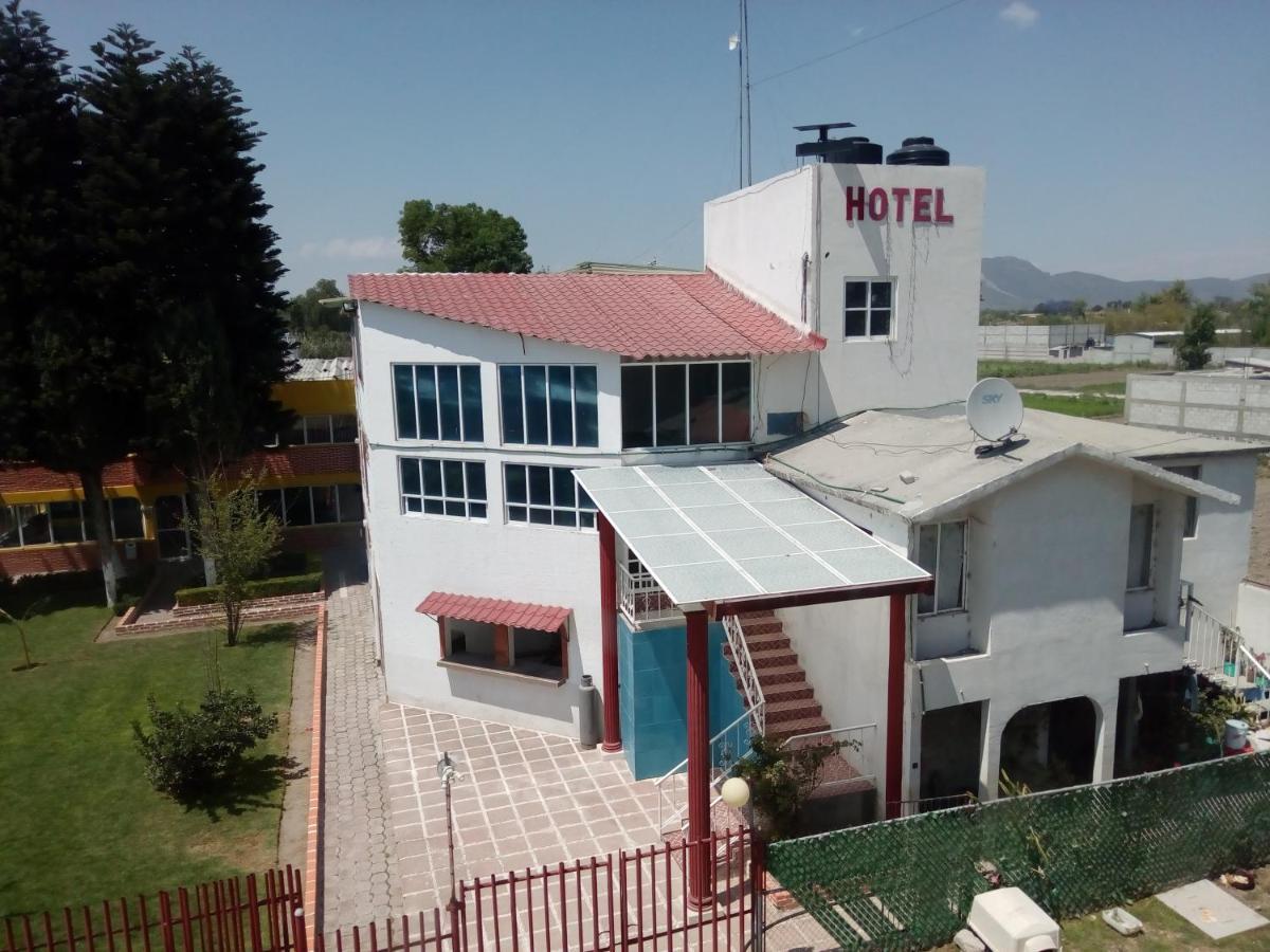 Hotel Cipreses Ixmiquilpan Exterior foto