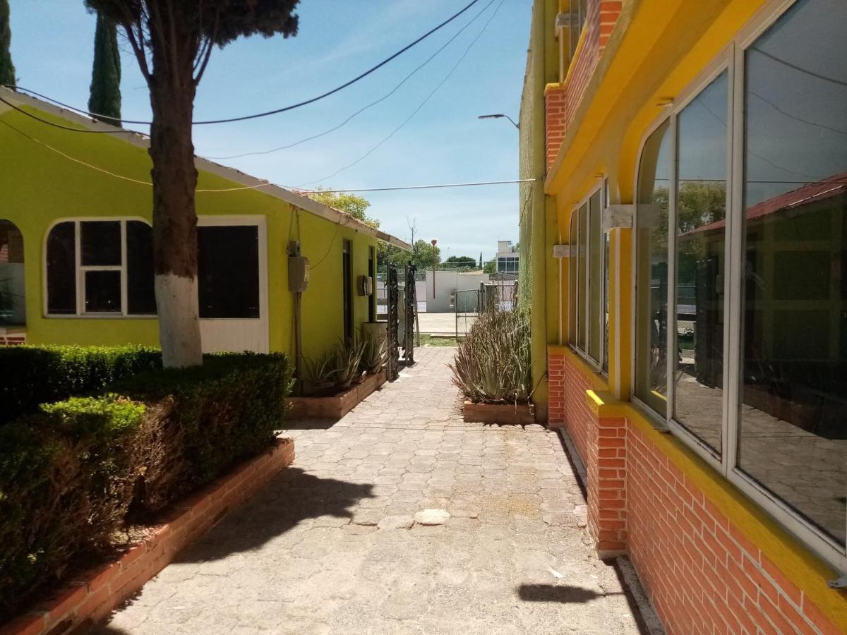 Hotel Cipreses Ixmiquilpan Exterior foto